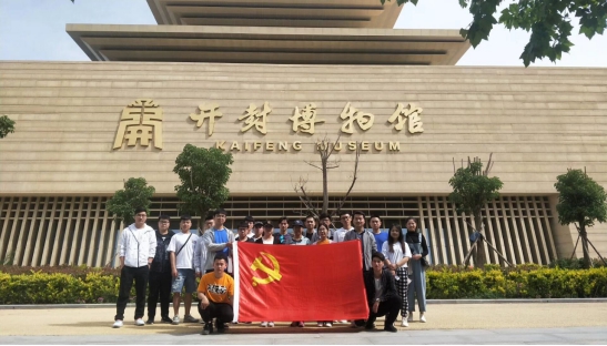 http://qmtcms.yrcti.edu.cn/upload/20190518183350637001.jpg