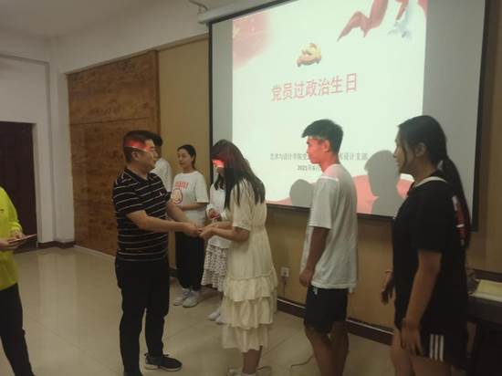 说明: http://qmtcms.yrcti.edu.cn:8080/_vsl/728EAD11A79A5E885B5C49BCCF803EA5/B5302C48/7328E
